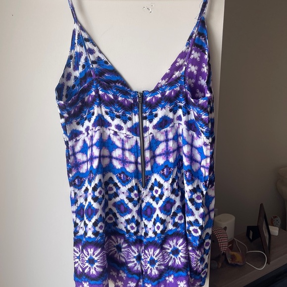 💙Buy 1 get 1 free💙 Forever 21 Purple and Blue Patterned Romper Small - Picture 3 of 4